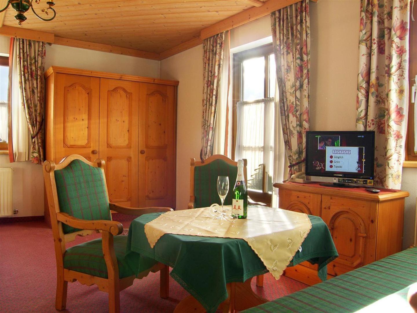 Haus Am Platz - Weitgasser Altenmarkt im Pongau Bagian luar foto