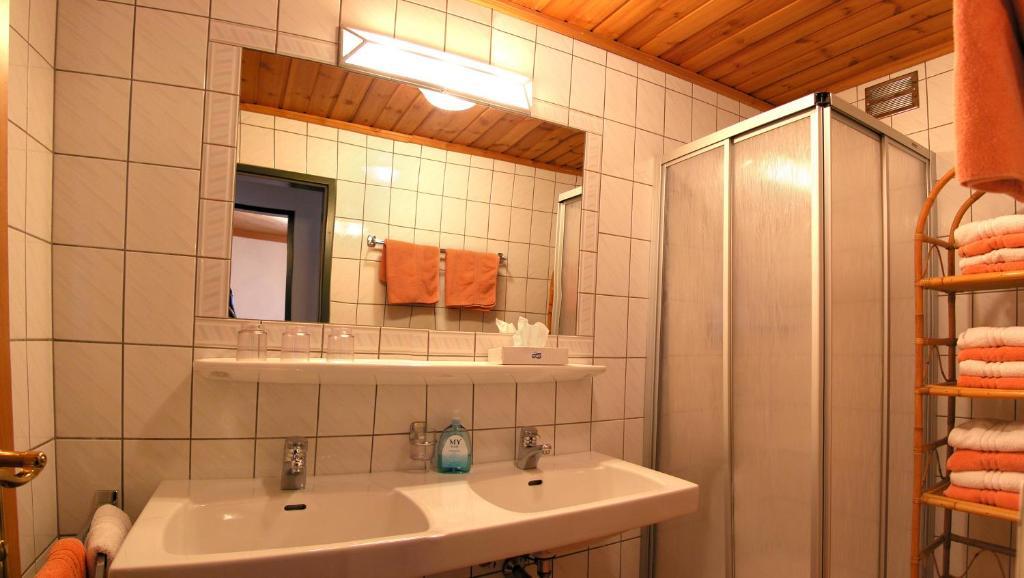 Haus Am Platz - Weitgasser Altenmarkt im Pongau Ruang foto