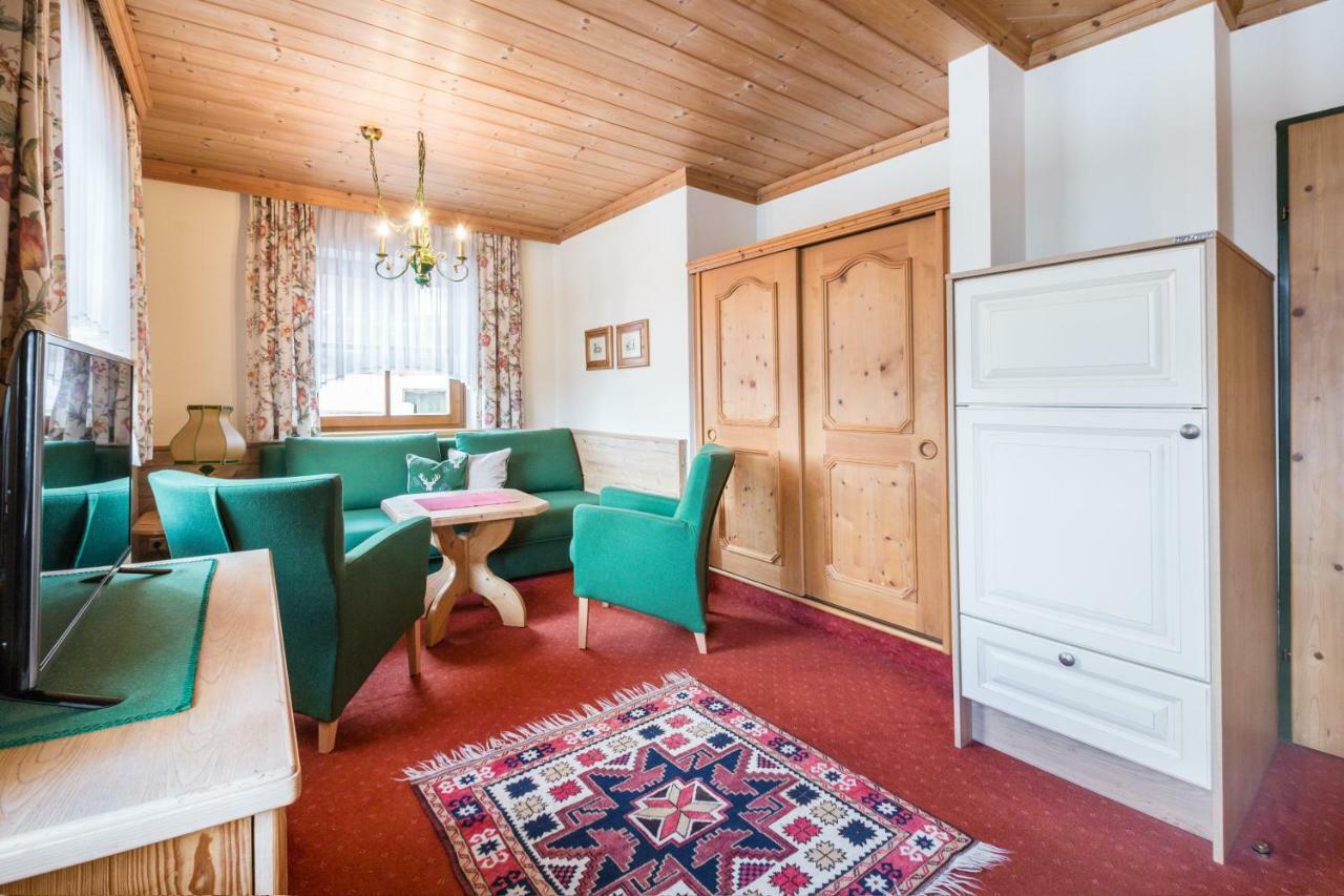 Haus Am Platz - Weitgasser Altenmarkt im Pongau Bagian luar foto