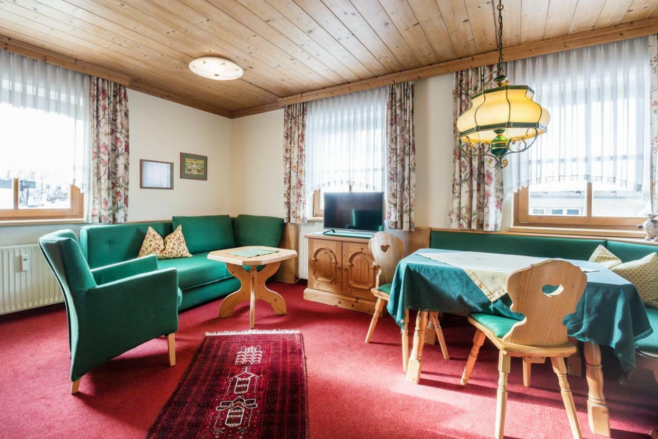 Haus Am Platz - Weitgasser Altenmarkt im Pongau Bagian luar foto